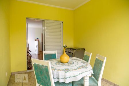 Casa à venda com 187m², 4 quartos e 3 vagasQuarto reversível 