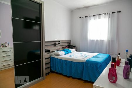 Casa à venda com 187m², 4 quartos e 3 vagasSuíte 2