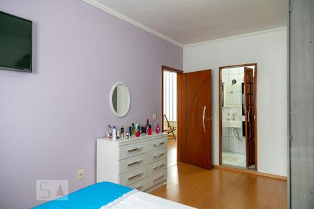 Casa à venda com 187m², 4 quartos e 3 vagasSuíte 2