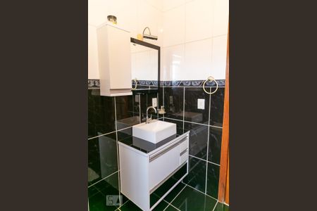 Casa à venda com 187m², 4 quartos e 3 vagasBanheiro Suíte 1