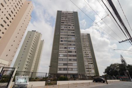 Apartamento à venda com 100m², 3 quartos e 2 vagasFachada