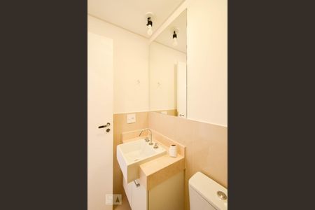 Apartamento para alugar com 60m², 2 quartos e 1 vagaSuíte - Banheiro