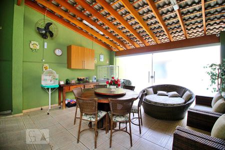 Casa para alugar com 241m², 3 quartos e 2 vagasÁrea de Lazer