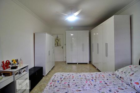 Quarto 1 de casa para alugar com 3 quartos, 241m² em Utinga, Santo André