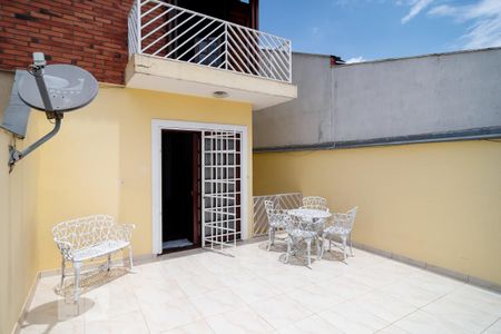 Casa à venda com 180m², 3 quartos e 4 vagasVaranda