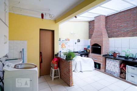 Casa à venda com 180m², 3 quartos e 4 vagasÁrea de Serviço / Churrasqueira