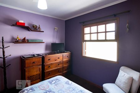 Casa à venda com 180m², 3 quartos e 4 vagasQuarto 1 - Suíte