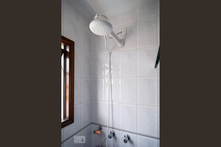 Casa à venda com 180m², 3 quartos e 4 vagasBanheiro Quarto 1 - Suíte