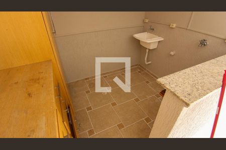 Casa de condomínio à venda com 110m², 3 quartos e 2 vagasÁrea de Serviço