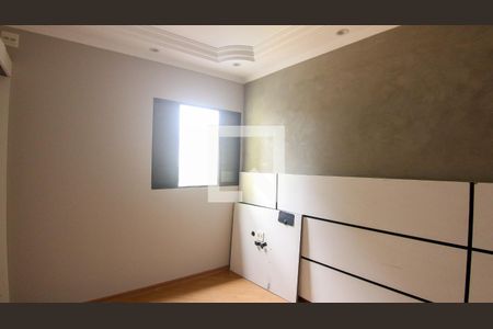 Casa de condomínio à venda com 110m², 3 quartos e 2 vagasQuarto 3