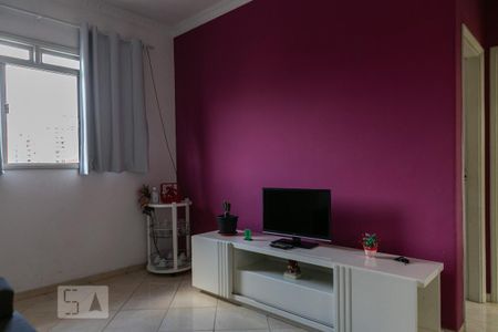 Sala de apartamento para alugar com 2 quartos, 60m² em Gonzaga, Santos
