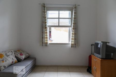 Quarto de apartamento para alugar com 2 quartos, 60m² em Gonzaga, Santos