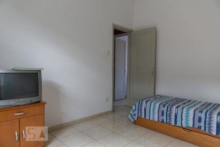 Quarto de apartamento para alugar com 2 quartos, 60m² em Gonzaga, Santos