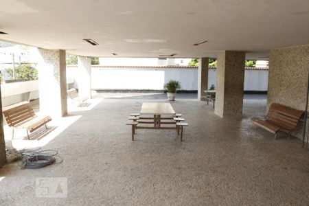 Apartamento à venda com 64m², 2 quartos e 1 vagaÁrea comum