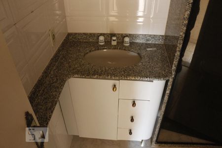 Apartamento à venda com 64m², 2 quartos e 1 vagaBanheiro - Torneira