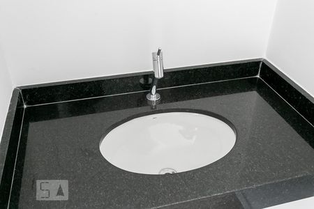 Studio para alugar com 26m², 1 quarto e sem vaga Studio para alugar com 26m², 1 quarto e sem vagaPia do Banheiro