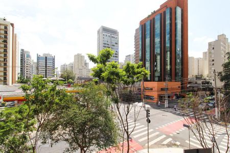 Vista  de kitnet/studio à venda com 1 quarto, 30m² em Indianópolis, São Paulo
