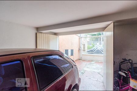 Casa à venda com 116m², 2 quartos e sem vaga Casa à venda com 116m², 2 quartos e sem vagaGaragem