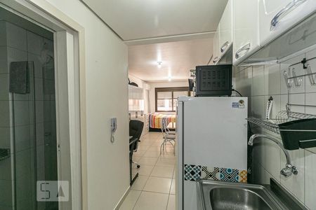 Cozinha de kitnet/studio à venda com 1 quarto, 30m² em Centro Histórico, Porto Alegre