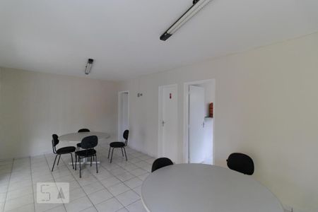 Apartamento para alugar com 49m², 2 quartos e 1 vagaÁrea comum - Salão de festas