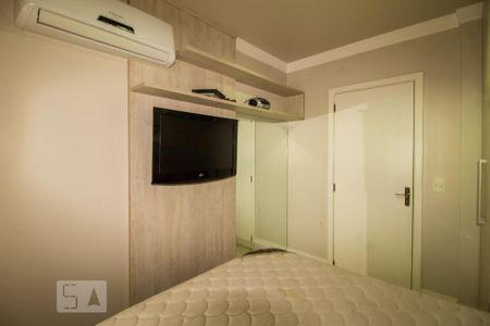 Quarto 1 de apartamento à venda com 2 quartos, 115m² em Santana, Porto Alegre