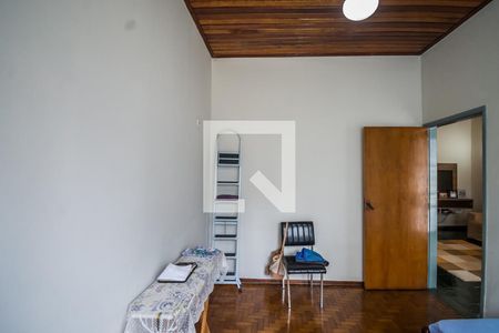 Sala de TV de casa à venda com 3 quartos, 254m² em Centro, Campinas