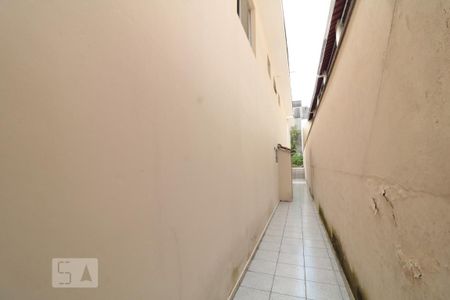 Casa à venda com 200m², 4 quartos e 2 vagasCorredor