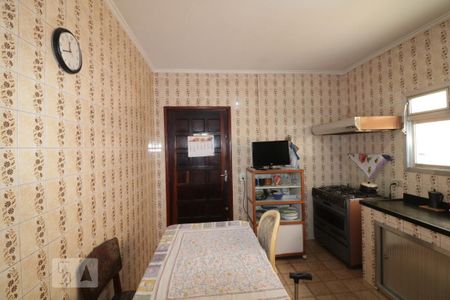 Casa à venda com 200m², 4 quartos e 2 vagasCozinha