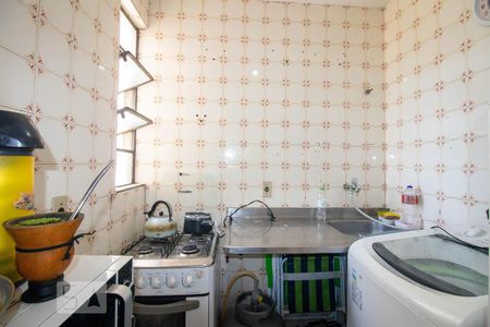 Cozinha de kitnet/studio para alugar com 1 quarto, 38m² em Petrópolis, Porto Alegre