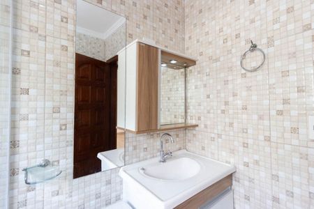 Casa à venda com 400m², 4 quartos e 3 vagasBanheiro 1