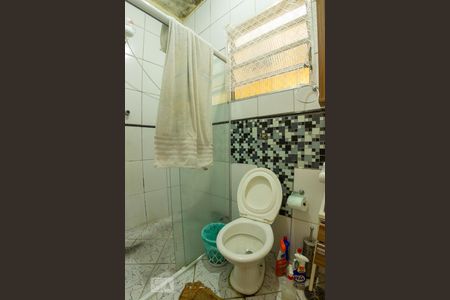 Banheiro de casa à venda com 2 quartos, 350m² em Vila Bandeirantes, São Paulo