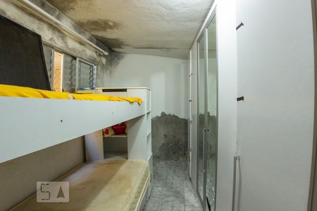 Quarto 2 de casa à venda com 2 quartos, 350m² em Vila Bandeirantes, São Paulo