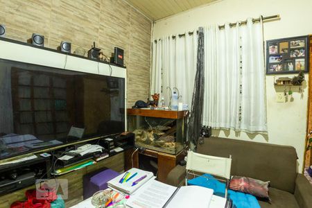 Sala de casa à venda com 2 quartos, 350m² em Vila Bandeirantes, São Paulo