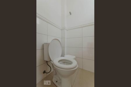 Lavabo de casa para alugar com 3 quartos, 156m² em Jardim Triana, São Paulo