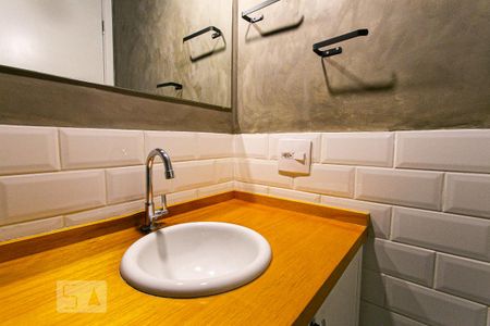 Studio à venda com 34m², 1 quarto e sem vaga Studio à venda com 34m², 1 quarto e sem vagaBanheiro
