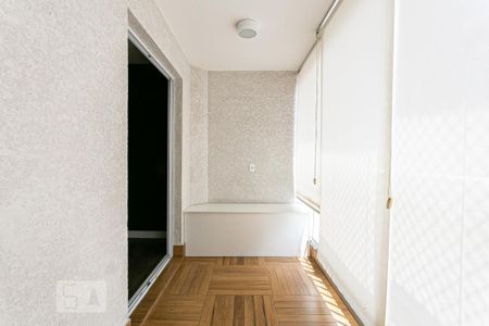 Studio à venda com 34m², 1 quarto e sem vaga Studio à venda com 34m², 1 quarto e sem vagaVaranda