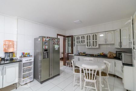 Casa à venda com 450m², 6 quartos e 6 vagasCozinha