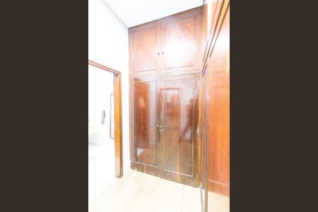 Casa à venda com 450m², 6 quartos e 6 vagasCloset da suíte