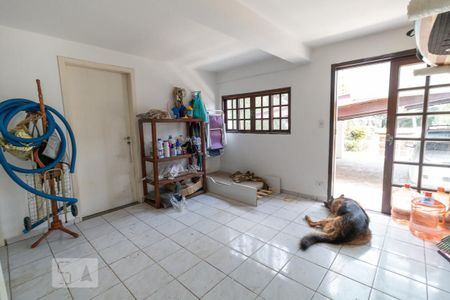 Casa à venda com 450m², 6 quartos e 6 vagasArea de Serviço