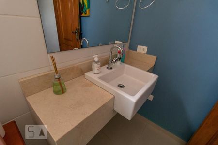 Casa à venda com 450m², 6 quartos e 6 vagasBanheiro