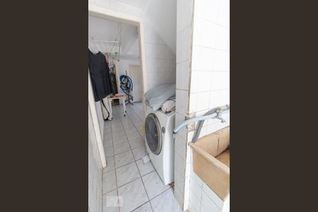 Casa à venda com 450m², 6 quartos e 6 vagasArea de Serviço