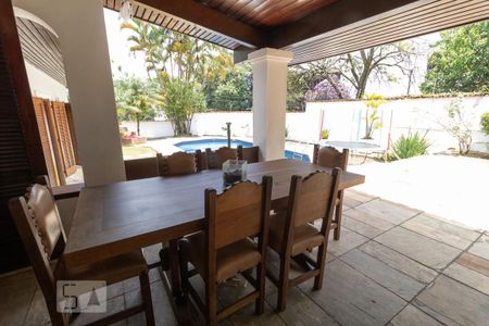 Casa à venda com 450m², 6 quartos e 6 vagasArea de convivencia