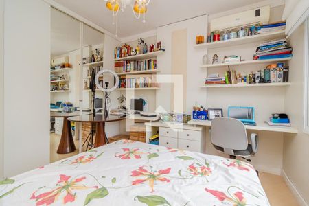 Apartamento à venda com 274m², 3 quartos e 3 vagasQuarto 2