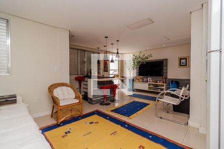 Apartamento à venda com 274m², 3 quartos e 3 vagasCobertura