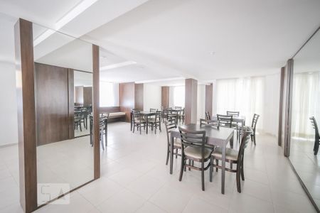 Apartamento para alugar com 90m², 2 quartos e 1 vaga Apartamento para alugar com 90m², 2 quartos e 1 vagaÁrea comum - Salão de festas