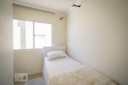Quarto 1 de apartamento para alugar com 2 quartos, 90m² em Vila Izabel, Curitiba