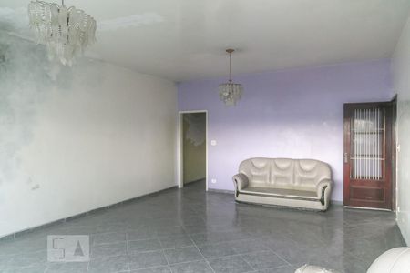 Sala de Casa com 4 quartos, 265m² Macedo