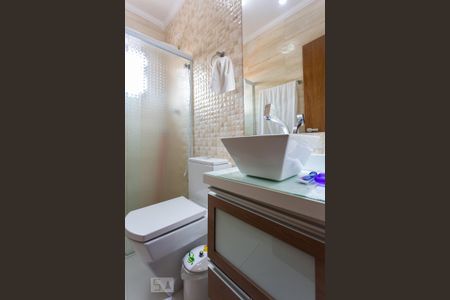 Casa à venda com 228m², 3 quartos e 5 vagas Casa à venda com 228m², 3 quartos e 5 vagasBanheiro da Suíte 3