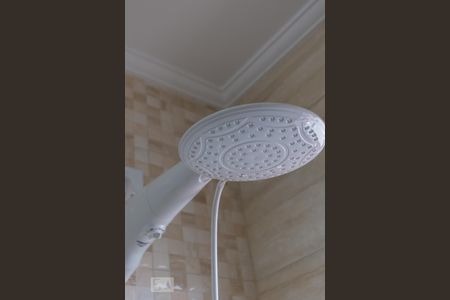 Casa à venda com 228m², 3 quartos e 5 vagas Casa à venda com 228m², 3 quartos e 5 vagasChuveiro