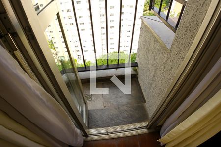 Sacada 2  de apartamento à venda com 3 quartos, 155m² em Jardim Londrina, São Paulo